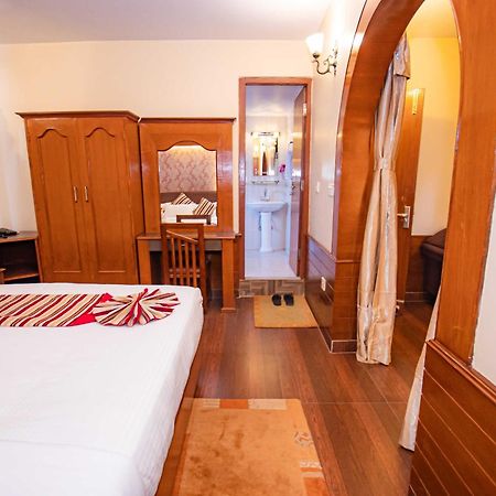 Hotel Crystal Palace Ποκάρα Εξωτερικό φωτογραφία