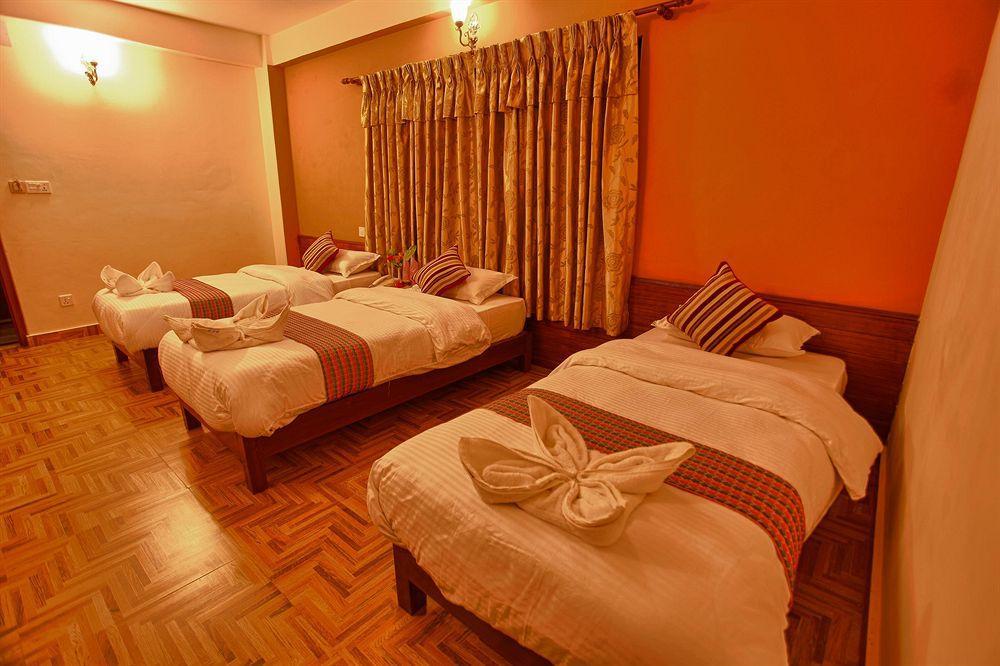 Hotel Crystal Palace Ποκάρα Εξωτερικό φωτογραφία