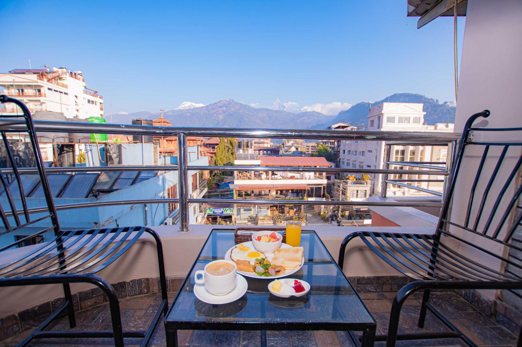 Hotel Crystal Palace Ποκάρα Εξωτερικό φωτογραφία