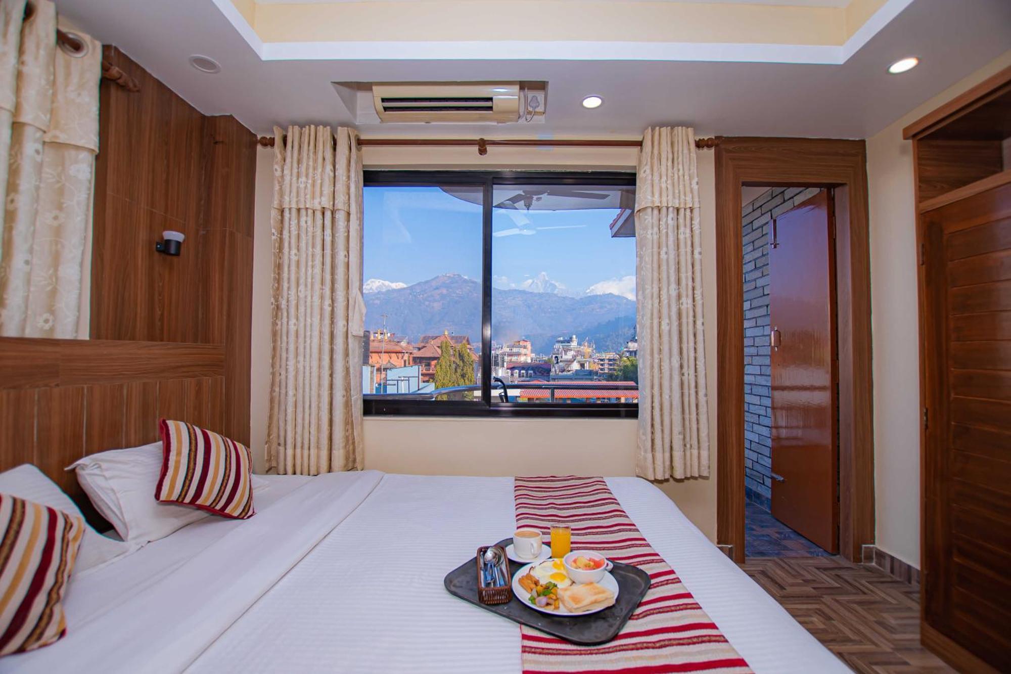 Hotel Crystal Palace Ποκάρα Εξωτερικό φωτογραφία