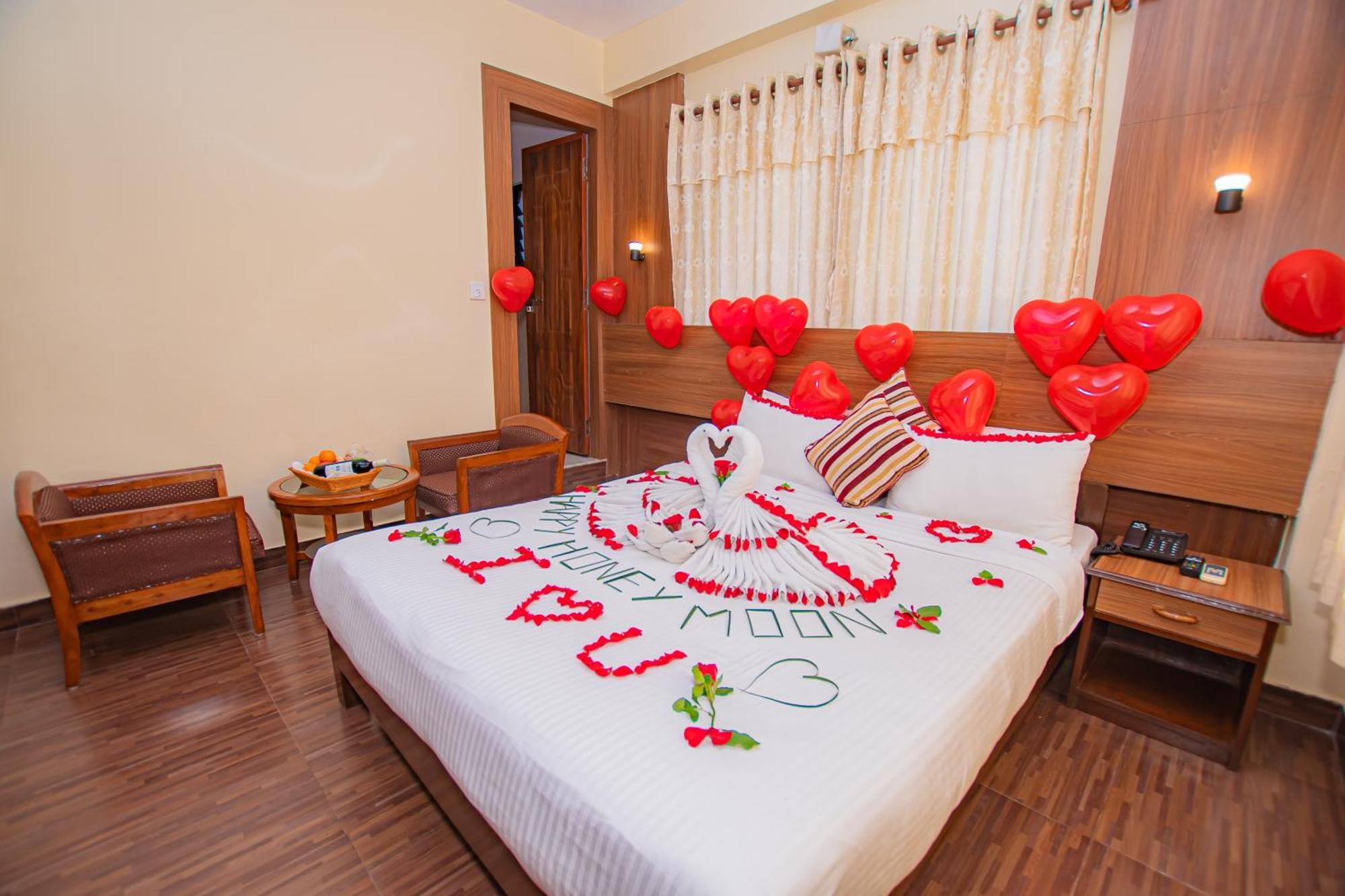 Hotel Crystal Palace Ποκάρα Εξωτερικό φωτογραφία