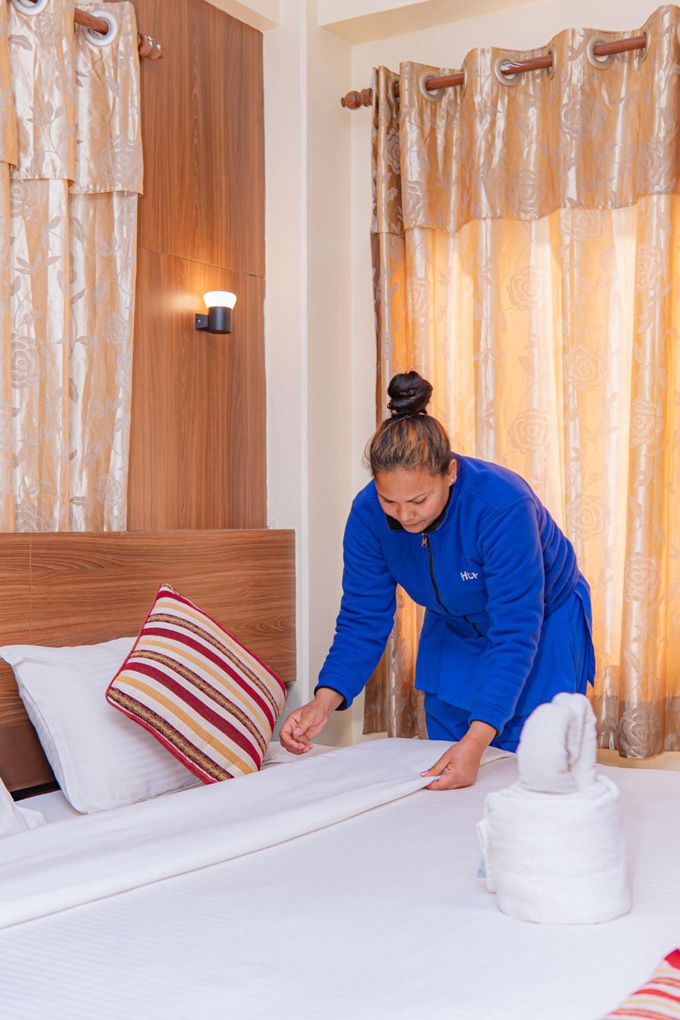 Hotel Crystal Palace Ποκάρα Εξωτερικό φωτογραφία